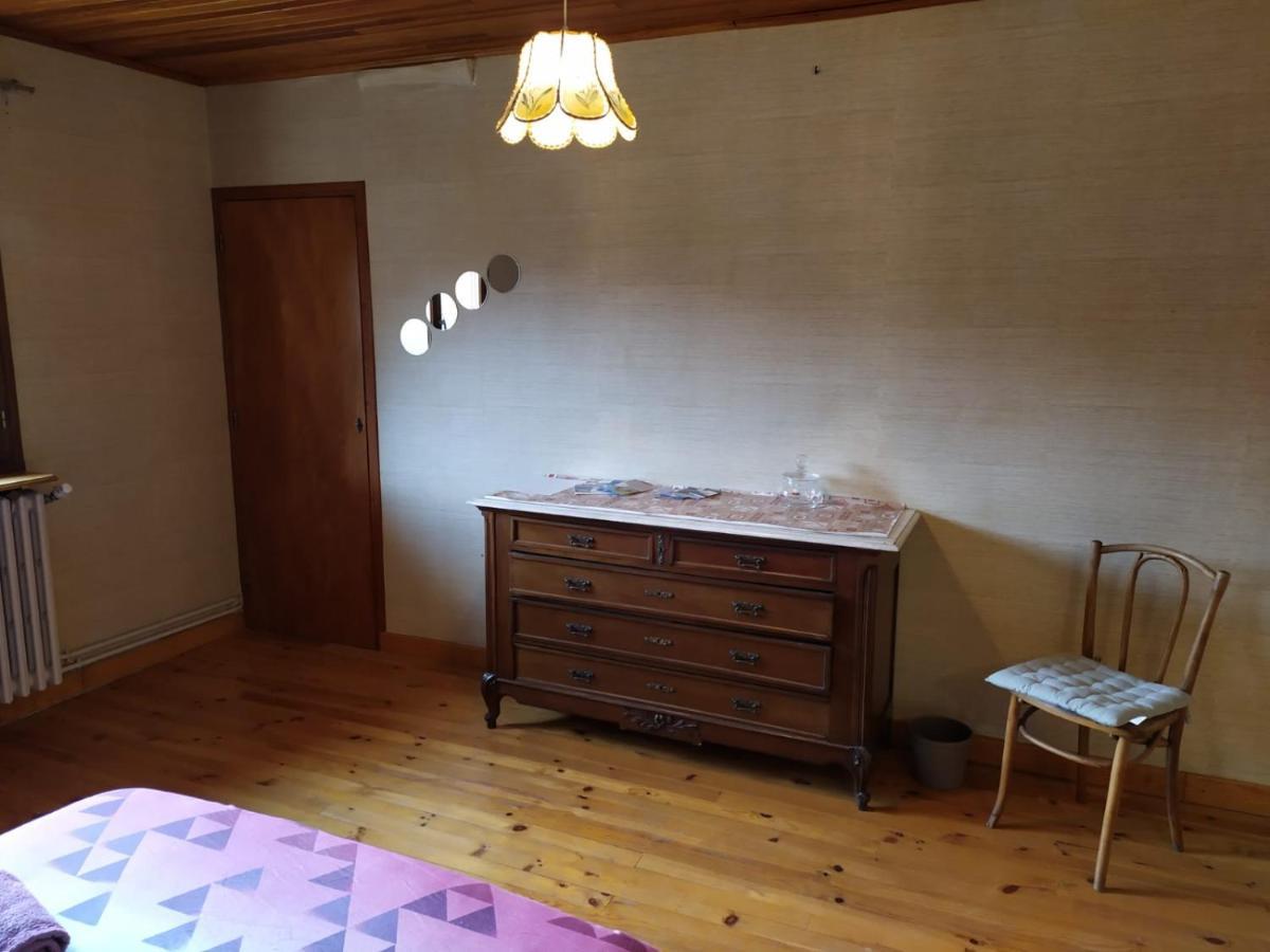 Chardon Bleu Appartement Chambre Cuisine Coin A Manger Sanitaires Salle D'Eau Barcelonnette Luaran gambar