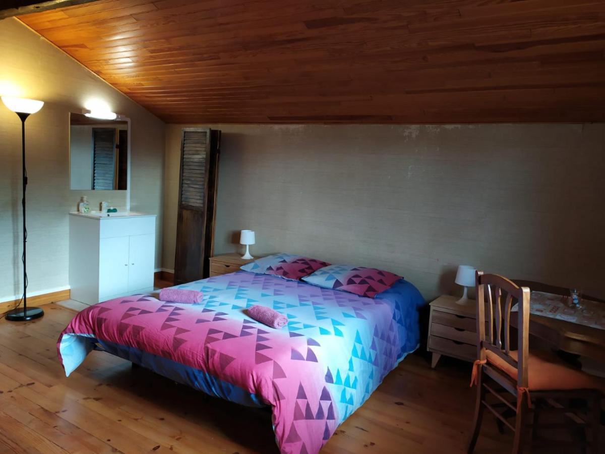 Chardon Bleu Appartement Chambre Cuisine Coin A Manger Sanitaires Salle D'Eau Barcelonnette Luaran gambar
